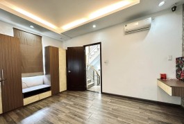 Bán nhà 2 mặt hẻm ô tô thông 7A Thành Thái Quận 10, 90m2 chỉ 12.x tỷ